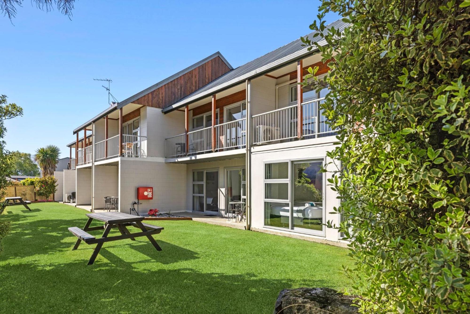 Asure Brookvale Motel Wanaka Dış mekan fotoğraf