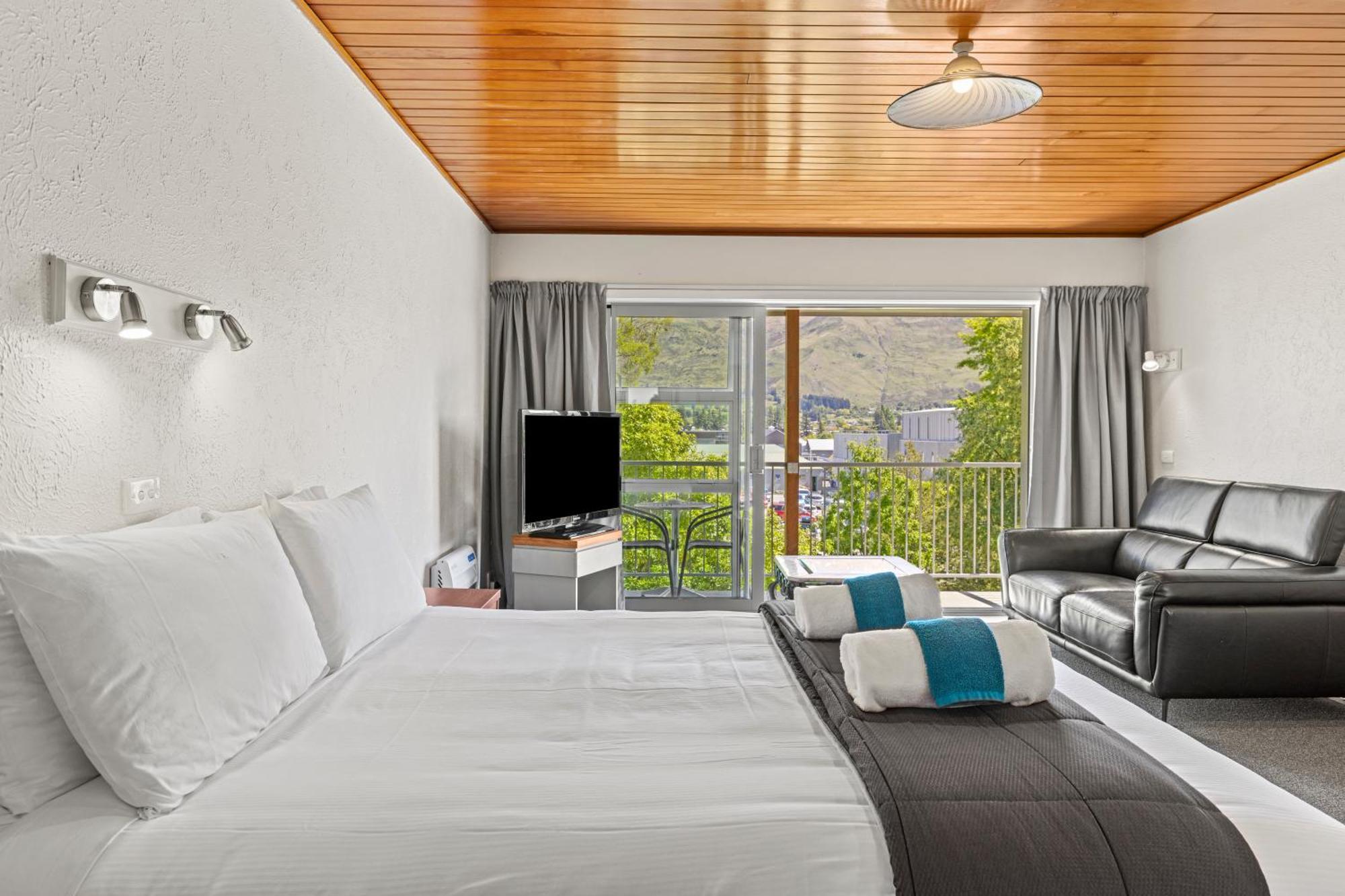 Asure Brookvale Motel Wanaka Dış mekan fotoğraf